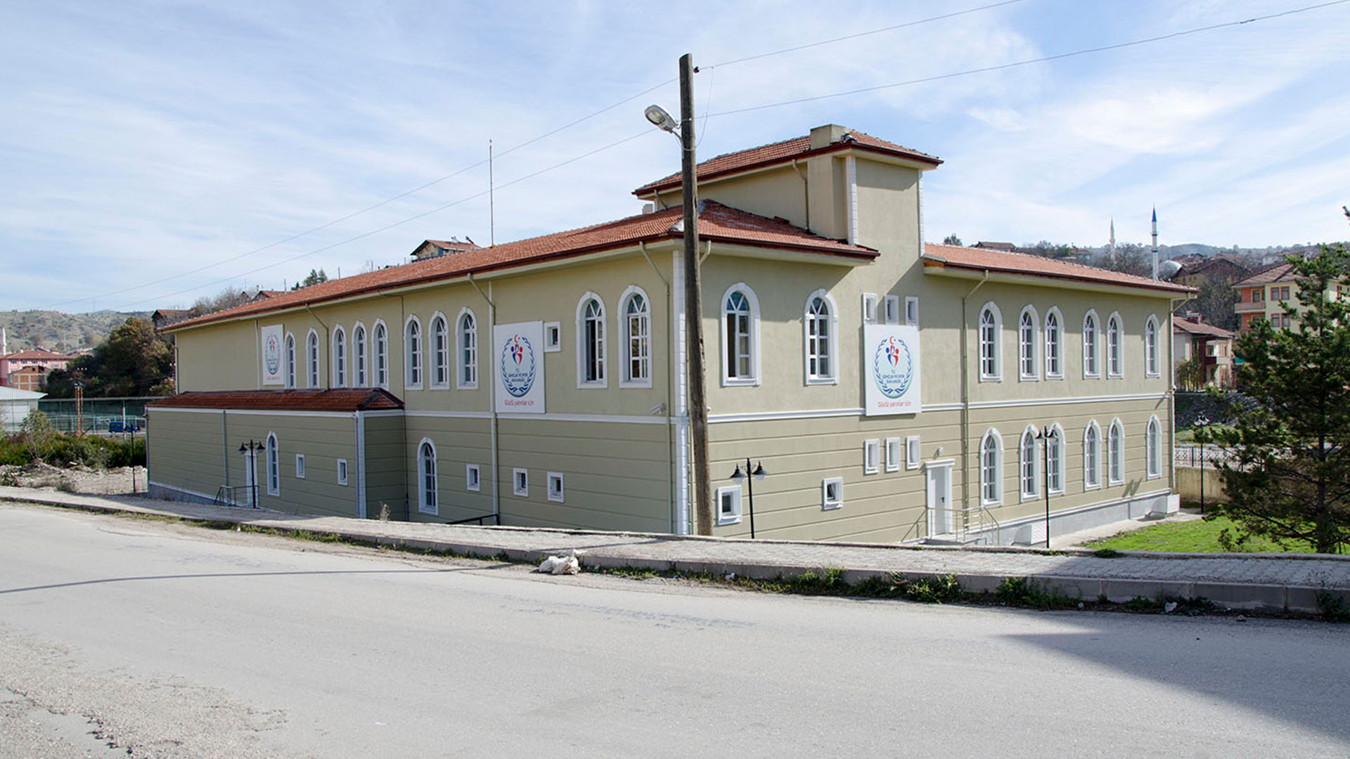 ESKİPAZAR GENÇLİK MERKEZİ / KARABÜK